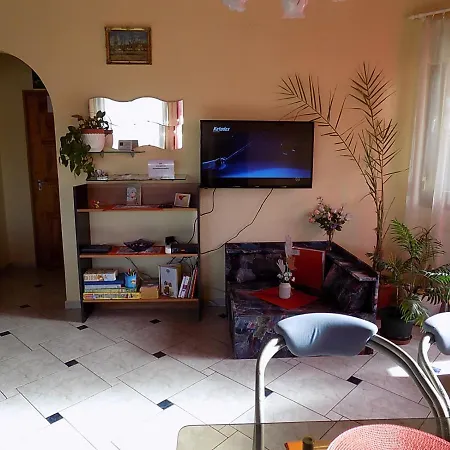 Gajo Kisduna Maganhaz Апартаменты Dunavarsany