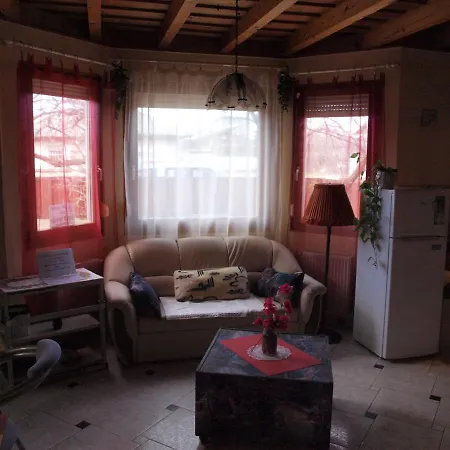 Gajo Kisduna Maganhaz Dunavarsány