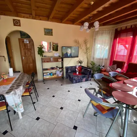 Gajo Kisduna Maganhaz Dunavarsány